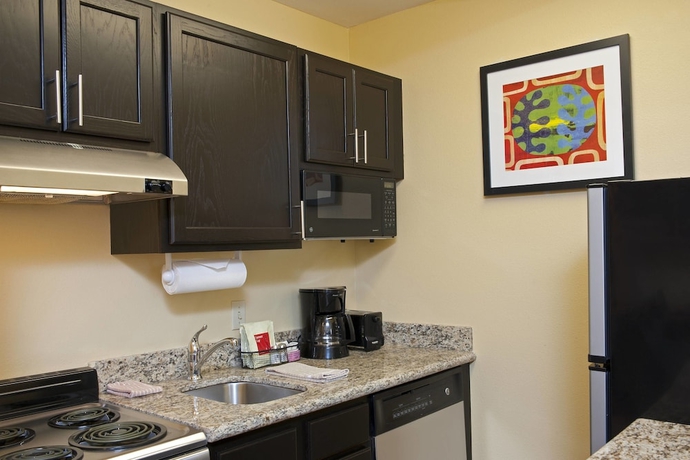Imagen de la habitación del Hotel Towneplace Suites By Marriott Bloomington. Foto 13