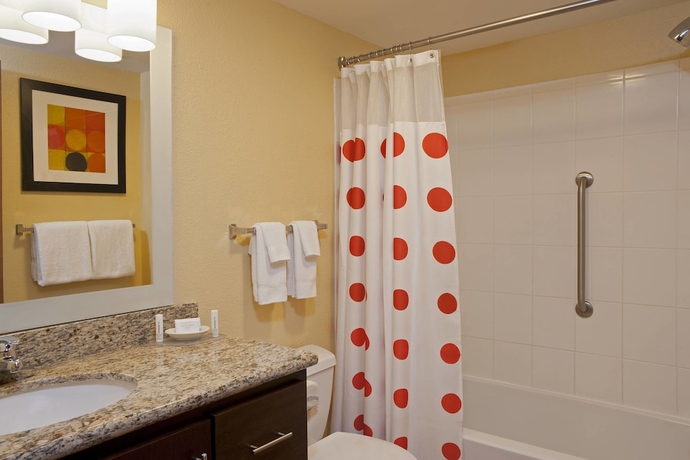 Imagen de la habitación del Hotel Towneplace Suites By Marriott Bloomington. Foto 14