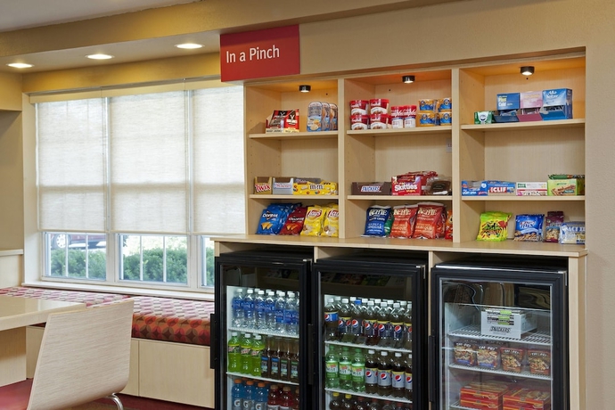 Imagen de los interiores del Hotel Towneplace Suites By Marriott Bloomington. Foto 19