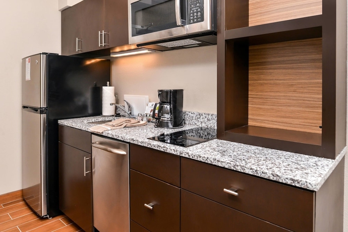 Imagen de la habitación del Hotel Towneplace Suites By Marriott Charleston. Foto 9