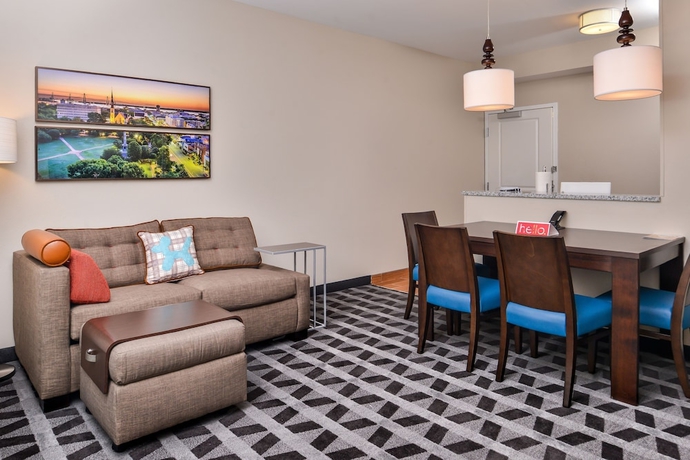 Imagen de la habitación del Hotel Towneplace Suites By Marriott Charleston. Foto 17