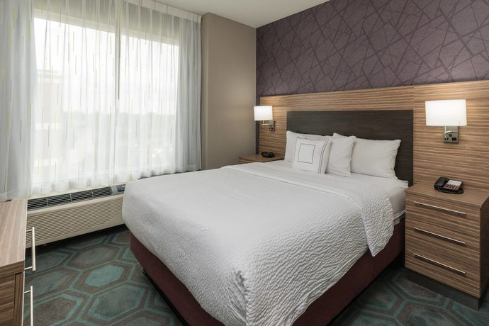 Imagen de la habitación del Hotel Towneplace Suites By Marriott Chicago Schaumburg. Foto 2