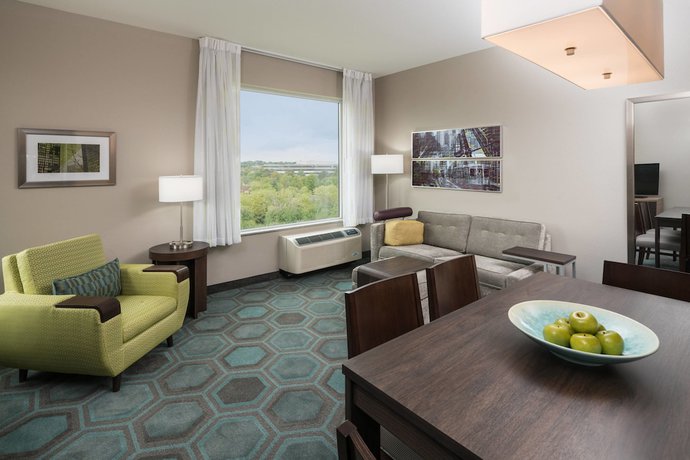 Imagen de la habitación del Hotel Towneplace Suites By Marriott Chicago Schaumburg. Foto 3