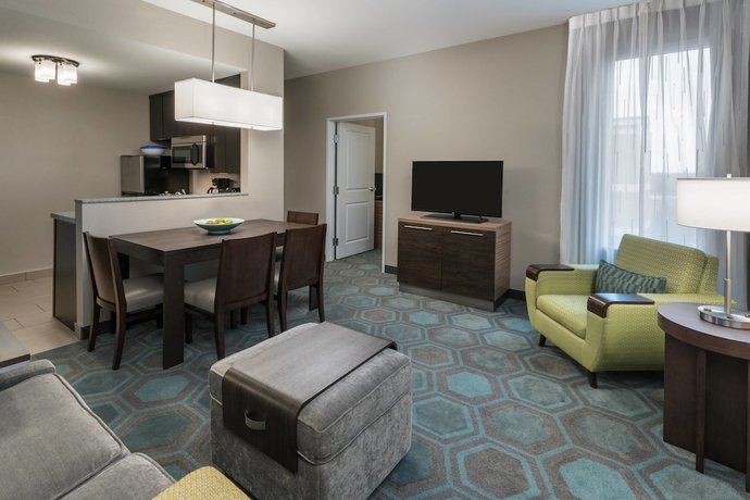Imagen de la habitación del Hotel Towneplace Suites By Marriott Chicago Schaumburg. Foto 13