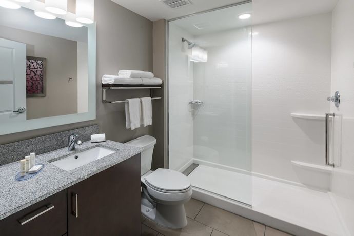 Imagen de la habitación del Hotel Towneplace Suites By Marriott Chicago Schaumburg. Foto 15