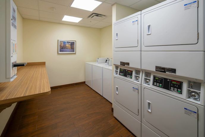 Imagen de los interiores del Hotel Towneplace Suites By Marriott Clarksville. Foto 13