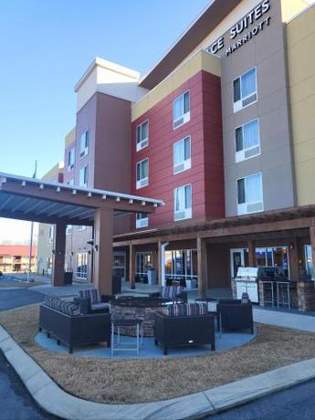 Imagen general del Hotel Towneplace Suites By Marriott Cleveland. Foto 12