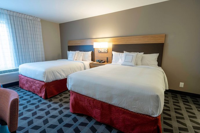 Imagen de la habitación del Hotel Towneplace Suites By Marriott Clinton. Foto 5