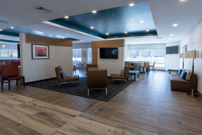 Imagen de los interiores del Hotel Towneplace Suites By Marriott Clinton. Foto 18