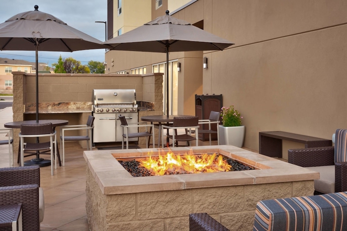 Imagen del bar/restaurante del Hotel Towneplace Suites By Marriott Clovis. Foto 6