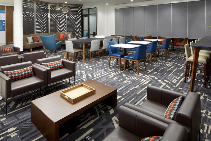Imagen de los interiores del Hotel Towneplace Suites By Marriott Columbus Easton Area. Foto 17