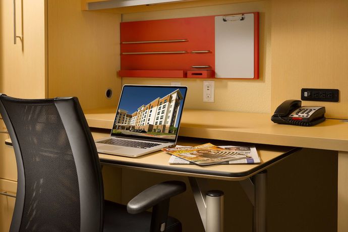 Imagen de la habitación del Hotel Towneplace Suites By Marriott Dallas Dfw Airport N/grapevine. Foto 12