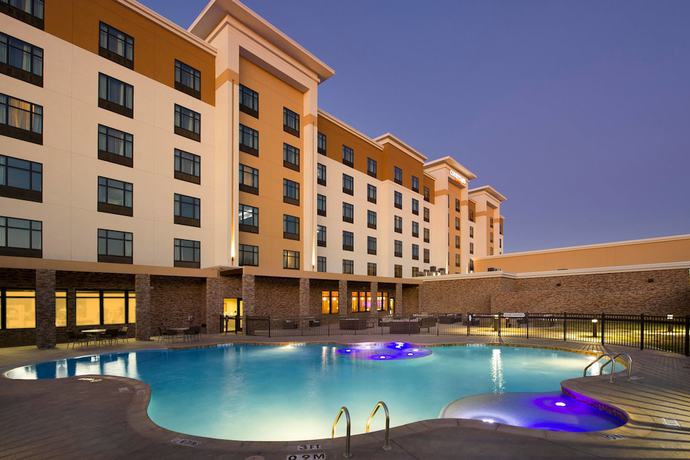 Imagen de la piscina del Hotel Towneplace Suites By Marriott Dallas Dfw Airport N/grapevine. Foto 16