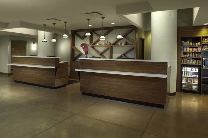 Imagen de los interiores del Hotel Towneplace Suites By Marriott Dallas Downtown. Foto 13