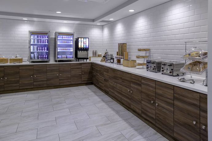 Imagen del bar/restaurante del Hotel Towneplace Suites By Marriott Dallas Downtown. Foto 3