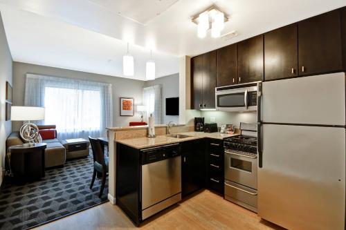 Imagen de la habitación del Hotel Towneplace Suites By Marriott Dallas Lewisville. Foto 16