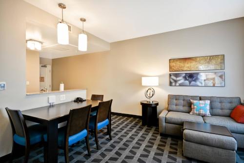 Imagen general del Hotel Towneplace Suites By Marriott Dallas Lewisville. Foto 5