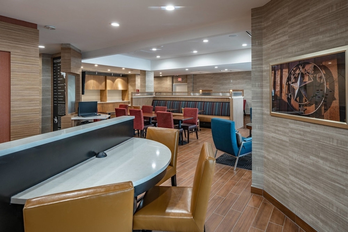 Imagen de los interiores del Hotel Towneplace Suites By Marriott Dallas Mesquite. Foto 19