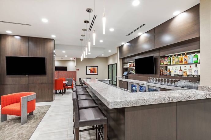 Imagen del bar/restaurante del Hotel Towneplace Suites By Marriott Dallas Plano/richardson. Foto 3