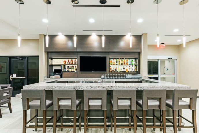 Imagen del bar/restaurante del Hotel Towneplace Suites By Marriott Dallas Plano/richardson. Foto 4