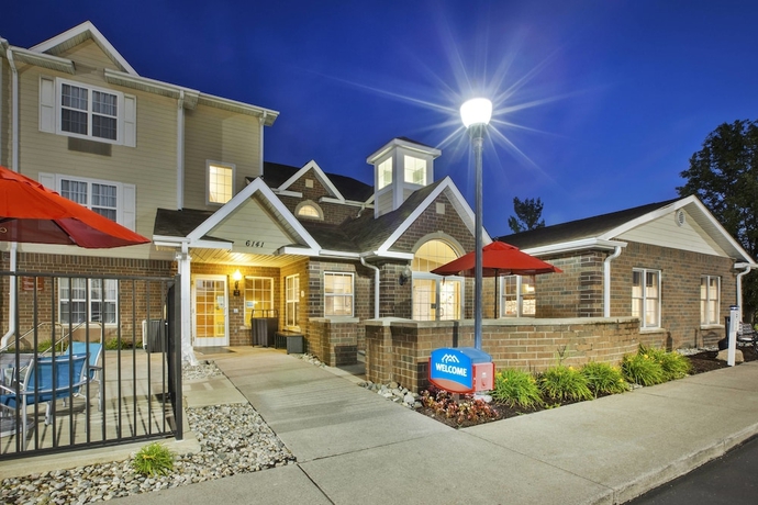 Imagen general del Hotel Towneplace Suites By Marriott Detroit Dearborn. Foto 1