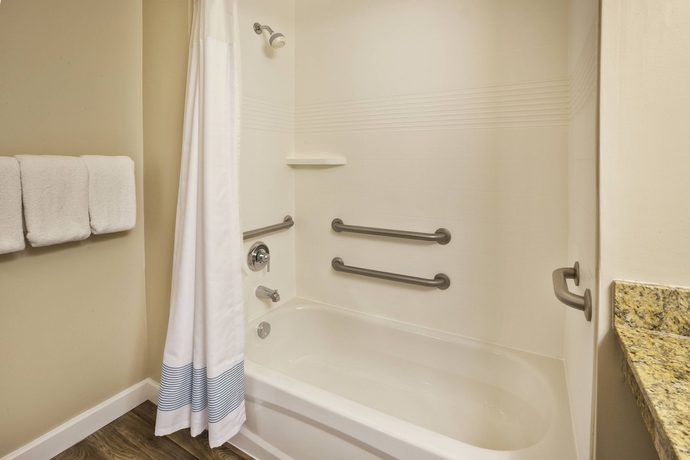 Imagen de la habitación del Hotel Towneplace Suites By Marriott Detroit Livonia. Foto 14
