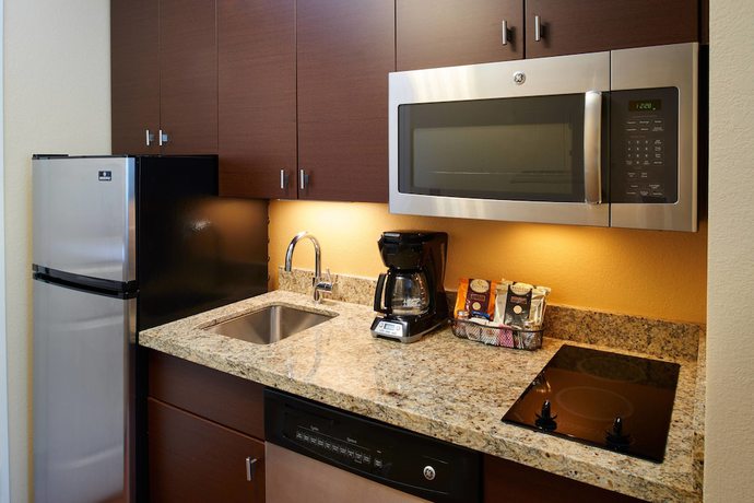 Imagen de la habitación del Hotel Towneplace Suites By Marriott Detroit Troy. Foto 12