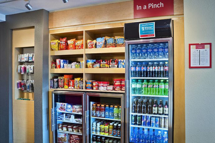 Imagen del bar/restaurante del Hotel Towneplace Suites By Marriott Dodge City. Foto 3