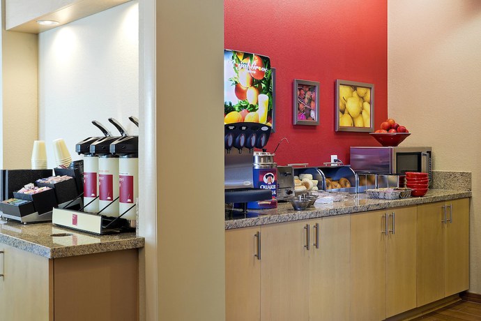 Imagen del bar/restaurante del Hotel Towneplace Suites By Marriott Dodge City. Foto 4