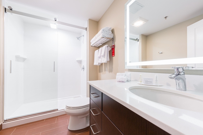 Imagen de la habitación del Hotel Towneplace Suites By Marriott Edmonton South. Foto 4