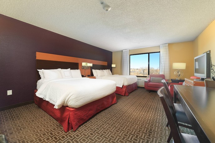 Imagen de la habitación del Hotel Towneplace Suites By Marriott Farmington. Foto 10
