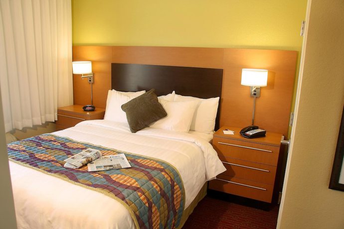 Imagen de la habitación del Hotel Towneplace Suites By Marriott Farmington. Foto 13