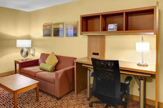 Imagen de la habitación del Hotel Towneplace Suites By Marriott Findlay. Foto 8