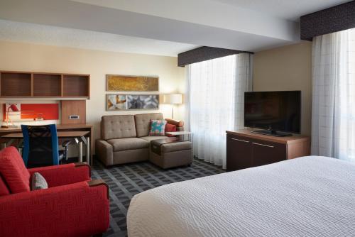 Imagen de la habitación del Hotel Towneplace Suites By Marriott Fort Mcmurray. Foto 4