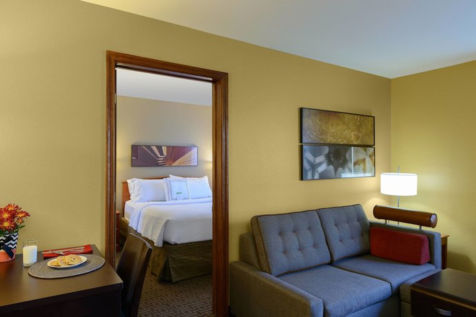 Imagen de la habitación del Hotel Towneplace Suites By Marriott Fort Meade National Business Park. Foto 8