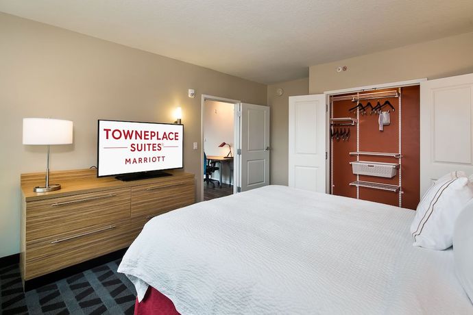 Imagen de la habitación del Hotel Towneplace Suites By Marriott Fort Myers Estero. Foto 11