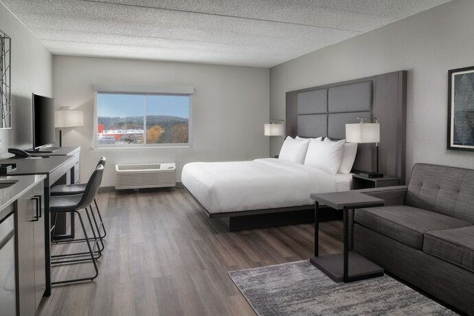 Imagen de la habitación del Hotel Towneplace Suites By Marriott Framingham. Foto 16