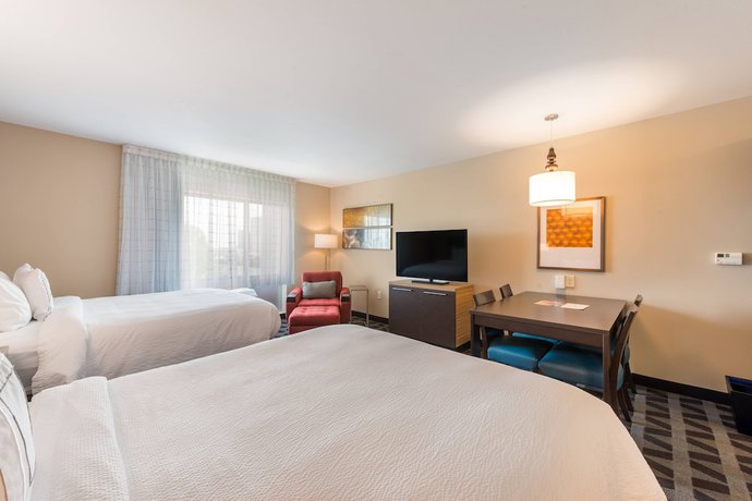 Imagen de la habitación del Hotel Towneplace Suites By Marriott Greensboro Coliseum Area. Foto 4
