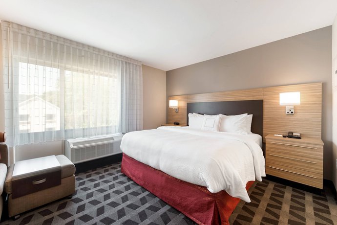 Imagen de la habitación del Hotel Towneplace Suites By Marriott Greensboro Coliseum Area. Foto 5