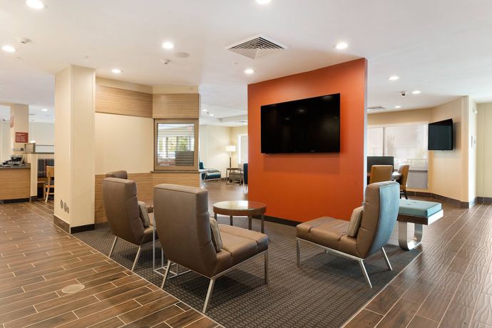 Imagen de los interiores del Hotel Towneplace Suites By Marriott Greensboro Coliseum Area. Foto 19