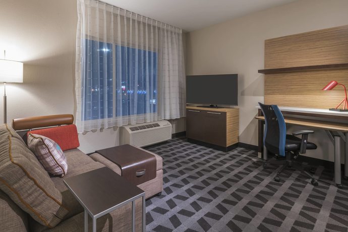Imagen de la habitación del Hotel Towneplace Suites By Marriott Hays. Foto 14