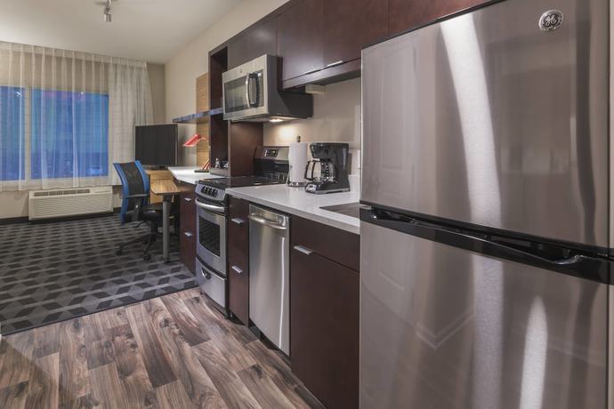 Imagen de la habitación del Hotel Towneplace Suites By Marriott Hays. Foto 18