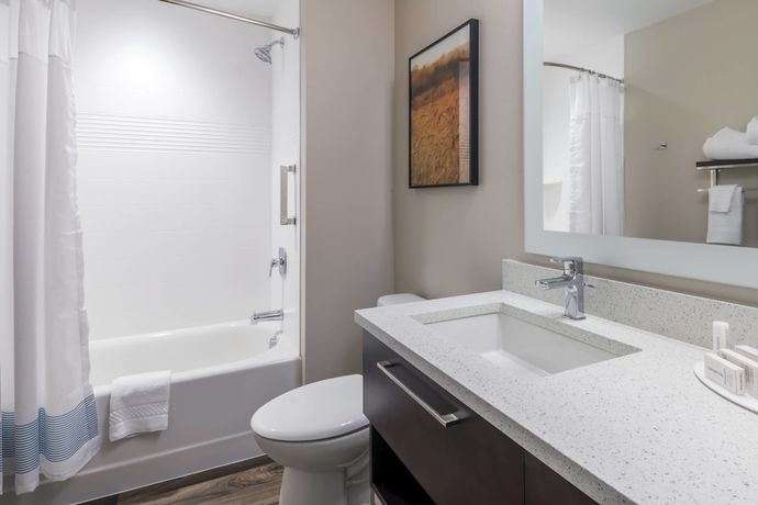 Imagen de la habitación del Hotel Towneplace Suites By Marriott Hays. Foto 19