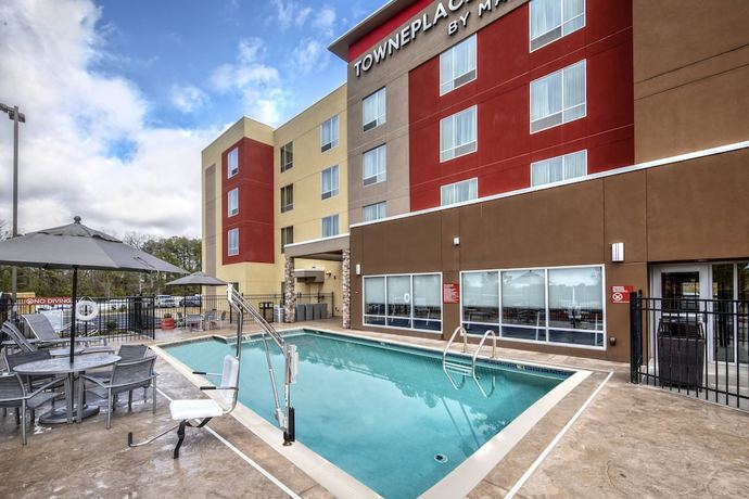 Imagen de la piscina del Hotel Towneplace Suites By Marriott Hot Springs. Foto 12
