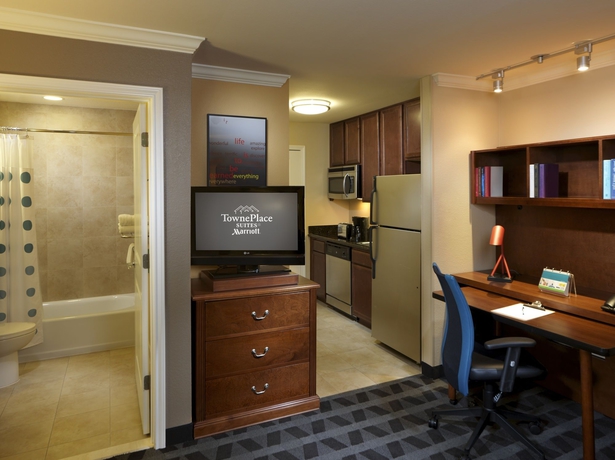 Imagen de la habitación del Hotel Towneplace Suites By Marriott Houston Intercontinental Arpt. Foto 6
