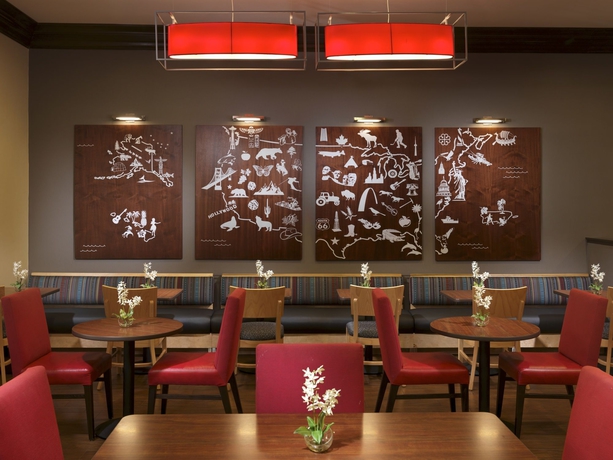 Imagen del bar/restaurante del Hotel Towneplace Suites By Marriott Houston Intercontinental Arpt. Foto 3