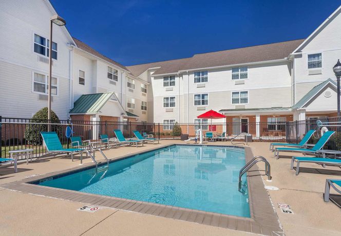 Imagen de los exteriores del Hotel Towneplace Suites By Marriott Huntsville. Foto 9