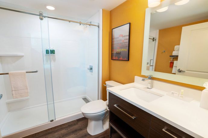 Imagen de la habitación del Hotel Towneplace Suites By Marriott Irvine Lake Forest. Foto 7