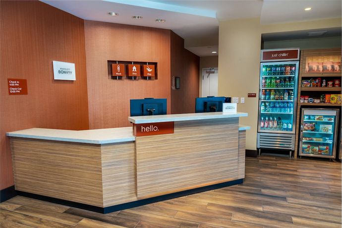 Imagen de los interiores del Hotel Towneplace Suites By Marriott Irvine Lake Forest. Foto 19