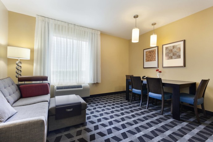 Imagen de la habitación del Hotel Towneplace Suites By Marriott Joliet South. Foto 4